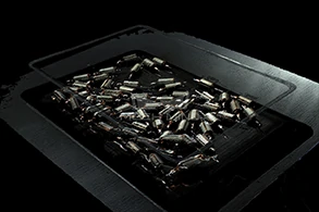 散乱放置的工件（转子）